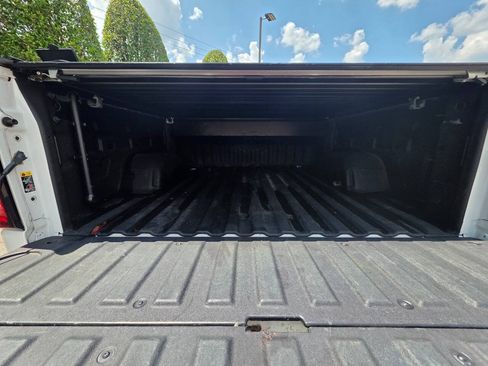Used 2019 GMC Sierra 1500 AT4 w/ AT4 Premium Package AWD/4WD image 6