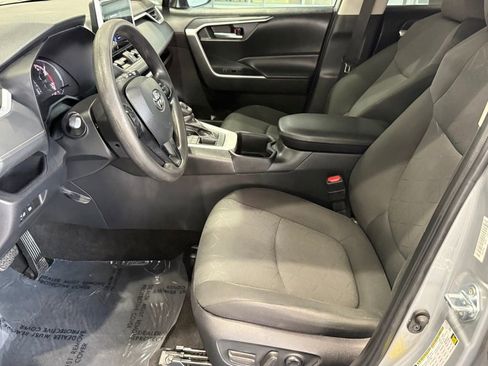 Certified 2024 Toyota RAV4 XLE image 21