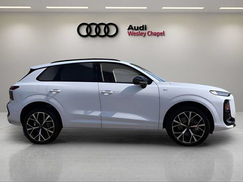 New 2026 Audi Q3 quattro 2.0T AWD/4WD image 6