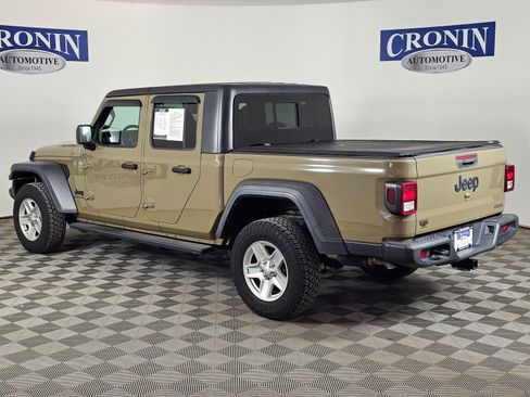 Used 2020 Jeep Gladiator Sport w/ Quick Order Package 24S AWD/4WD image 29