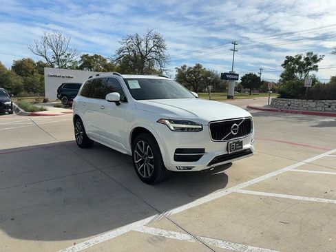 Used 2018 Volvo XC90 T5 Momentum w/ Convenience Package image 7