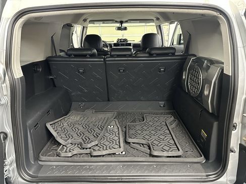 Used 2007 Toyota FJ Cruiser 4WD image 17