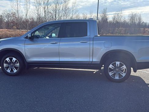 Used 2019 Honda Ridgeline RTL-T image 12