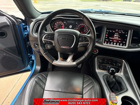 Used 2016 Dodge Challenger SRT Hellcat RWD image 14