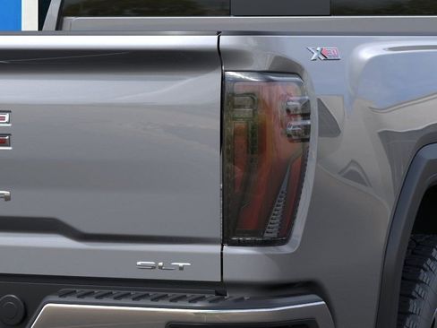 New 2026 GMC Sierra 2500 SLT w/ SLT Premium Package AWD/4WD image 13