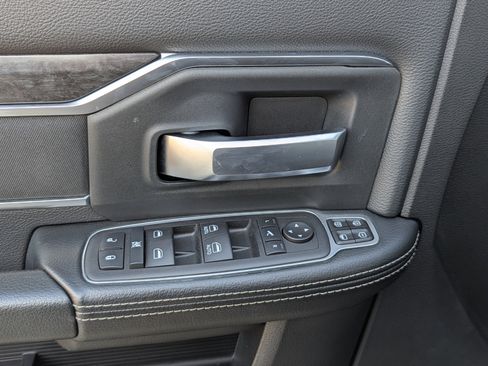 Used 2024 RAM 2500 Big Horn w/ Bed Utility Group image 15