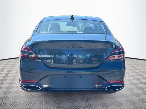 Used 2025 Genesis G70 2.5T image 7