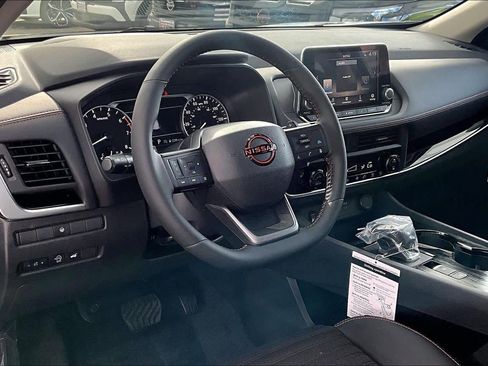 New 2026 Nissan Rogue Rock Creek image 10