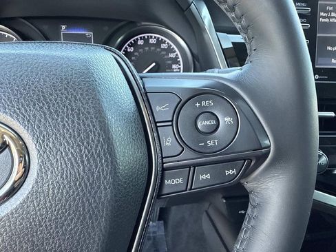 Used 2022 Toyota Camry SE image 41