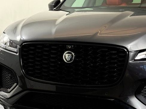New 2026 Jaguar F-PACE R-Dynamic S image 11