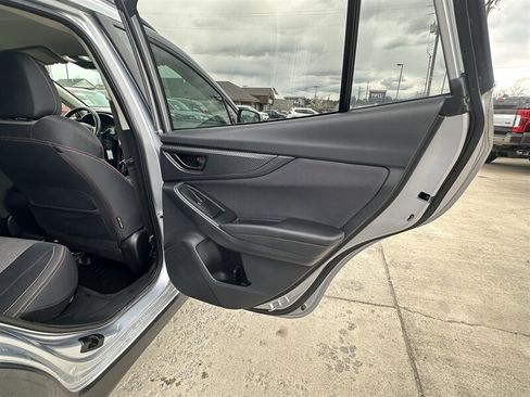 Used 2018 Subaru Crosstrek 2.0i Premium AWD/4WD image 12