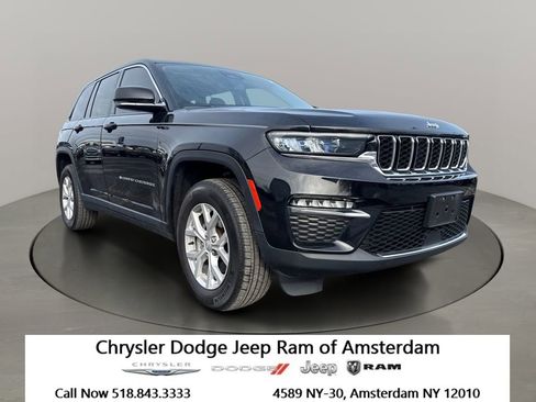 Used 2023 Jeep Grand Cherokee Limited AWD/4WD image 1