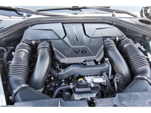Used 2022 Genesis GV70 3.5T Sport w/ Sport Advanced Package AWD/4WD image 34