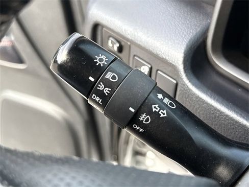 Used 2017 Toyota 4Runner TRD Off-Road Premium image 31