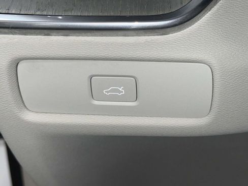 Used 2023 Volvo S60 B5 Plus w/ Protection Package Premier FWD image 25