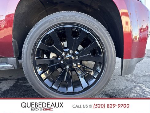 Used 2018 GMC Yukon Denali w/ Open Road Package image 28