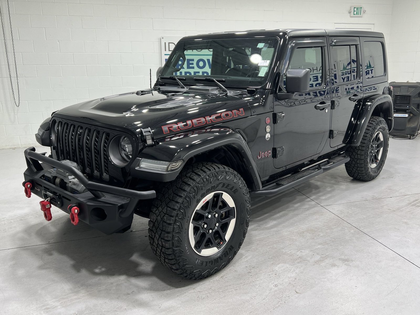 Used 2022 Jeep Wrangler Unlimited Rubicon w/ Steel Bumper Group AWD/4WD image 4