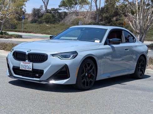 Used 2025 BMW M240i xDrive Coupe w/ Premium Package AWD/4WD image 11