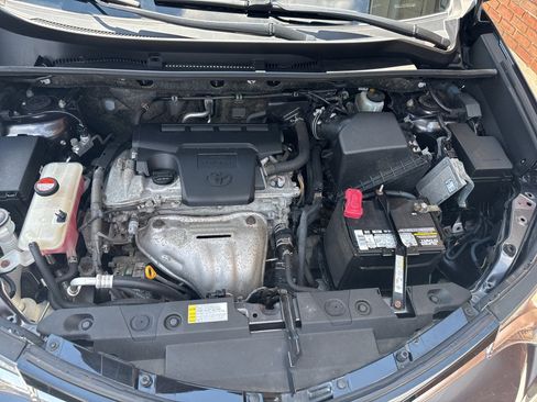 Used 2016 Toyota RAV4 XLE AWD/4WD image 37