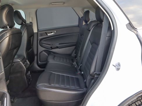 Used 2019 Ford Edge SEL w/ Equipment Group 201A image 8