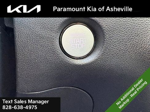 New 2026 Kia Sorento LX image 13