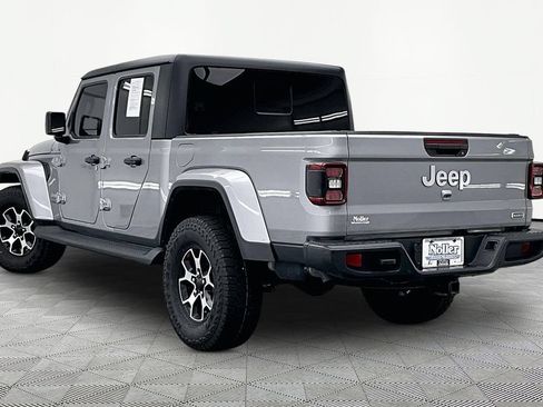 Used 2020 Jeep Gladiator Overland AWD/4WD image 13