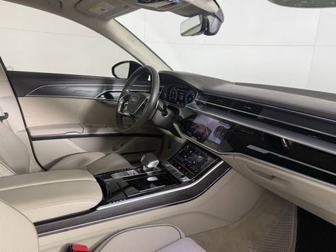 Used 2021 Audi A8 L 4.0T w/ Luxury Package image 33