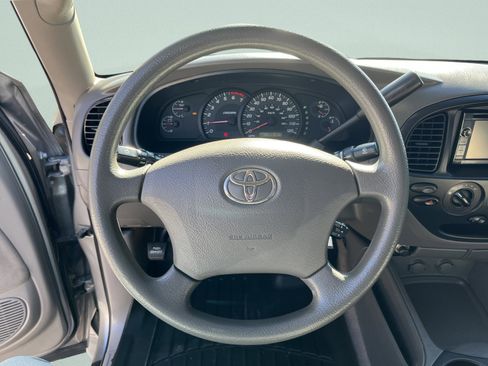 Used 2006 Toyota Tundra SR5 image 17