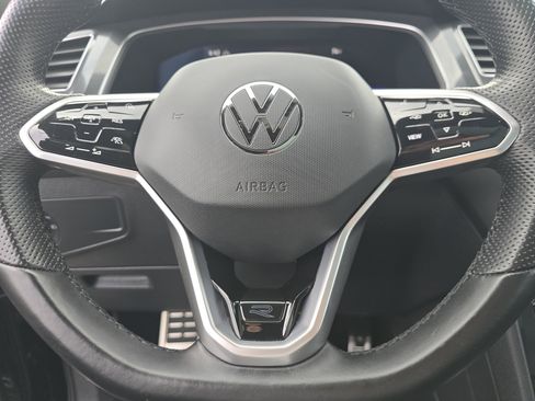 Certified 2023 Volkswagen Tiguan SE R-Line AWD/4WD image 20