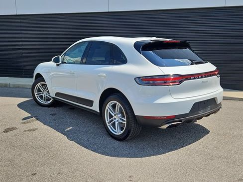 Certified 2021 Porsche Macan AWD/4WD image 9