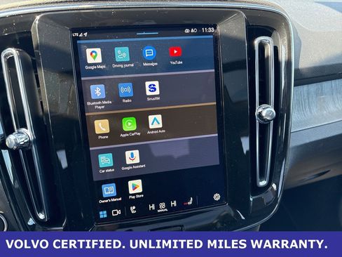 Certified 2025 Volvo XC40 B5 Core image 17