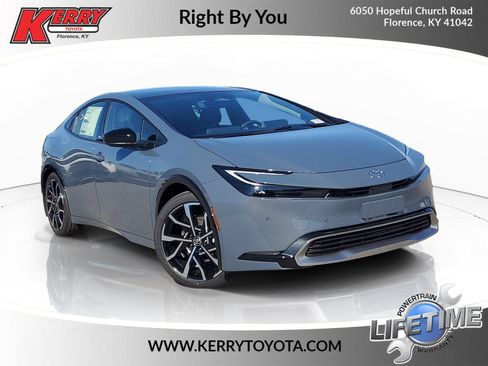 New 2026 Toyota Prius Plug-In Hybrid FWD image 1
