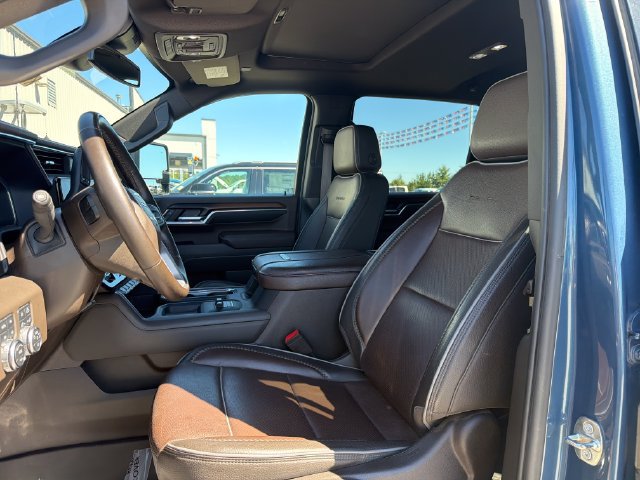 Used 2024 GMC Sierra 2500 Denali AWD/4WD image 14