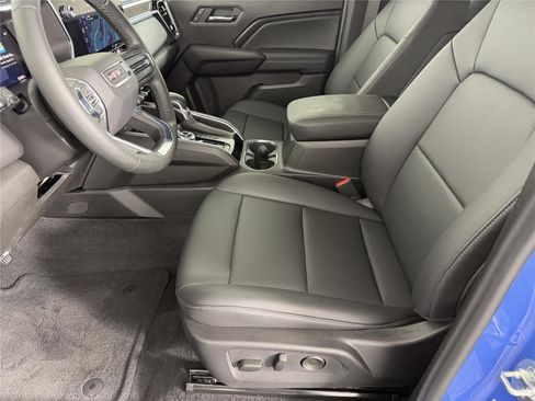 Certified 2025 GMC Canyon Elevation w/ Convenience Package AWD/4WD image 7