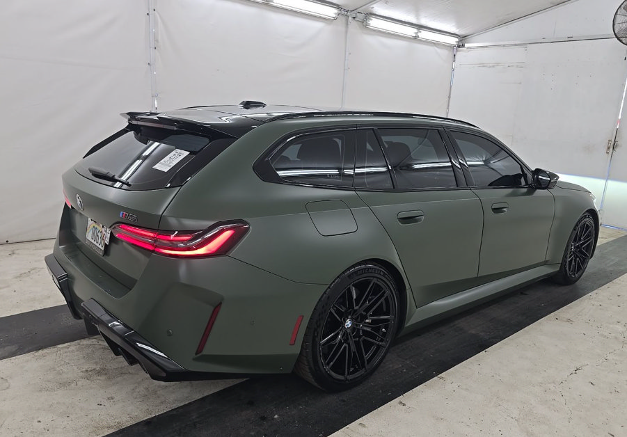 Used 2025 BMW M5 Touring AWD/4WD image 4