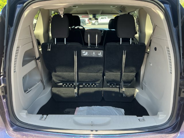 Used 2020 Chrysler Voyager LX w/ Cold Weather Group FWD image 27