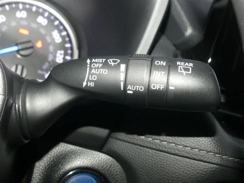 Used 2022 Toyota RAV4 XLE w/ Convenience Package AWD/4WD image 35