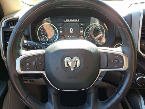 Used 2020 RAM 1500 Big Horn AWD/4WD image 19