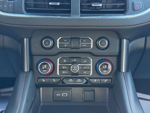 Used 2023 Chevrolet Tahoe RST AWD/4WD image 11