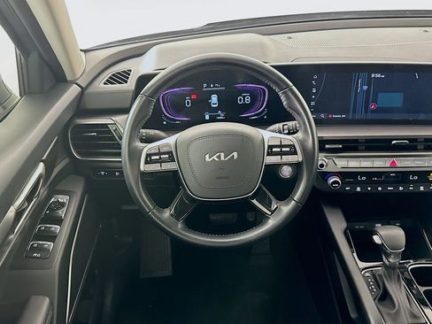 Used 2025 Kia Telluride LX FWD image 18