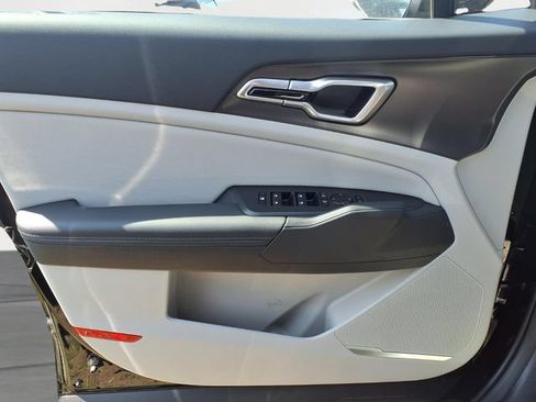 New 2026 Kia Sportage EX AWD/4WD image 13