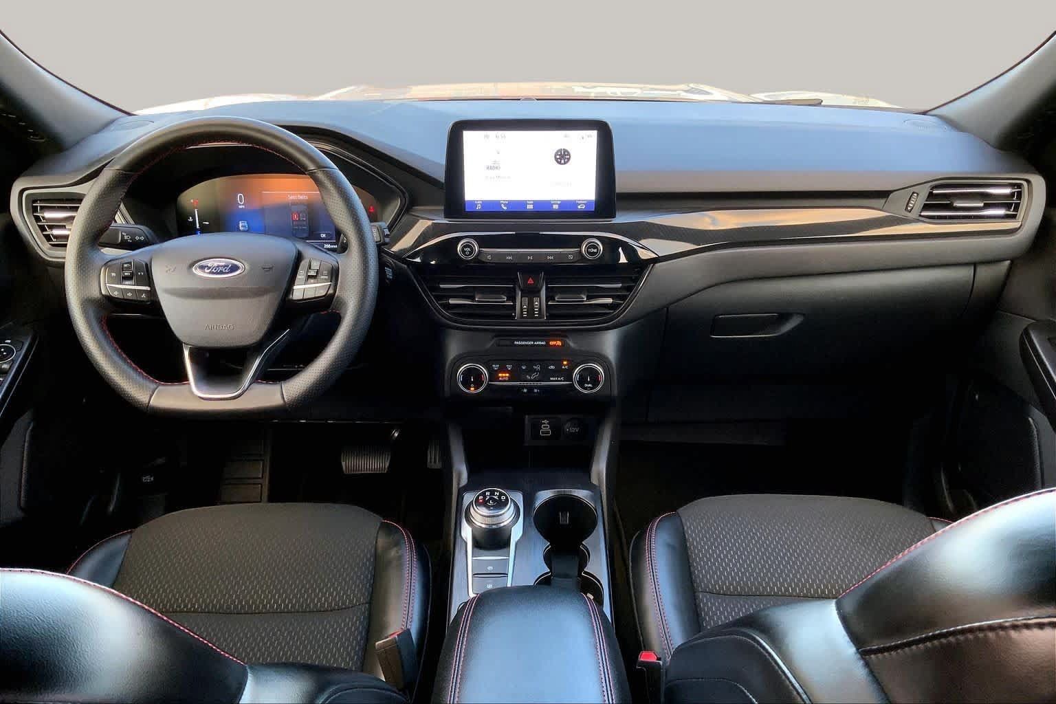Used 2025 Ford Escape ST-Line FWD image 16