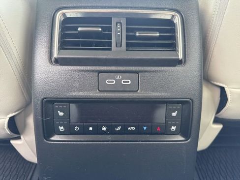Used 2024 MAZDA CX-90 3.3 Turbo S w/ Premium Plus AWD/4WD image 15