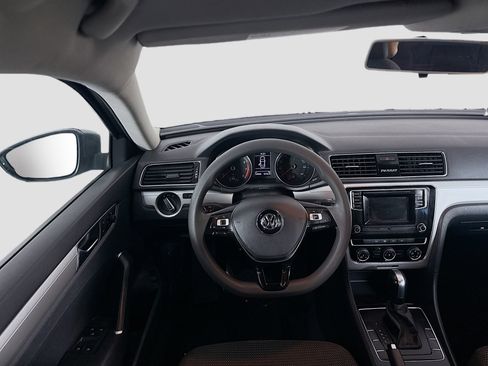 Used 2018 Volkswagen Passat 2.0T S w/ Driver Assistance Package image 17