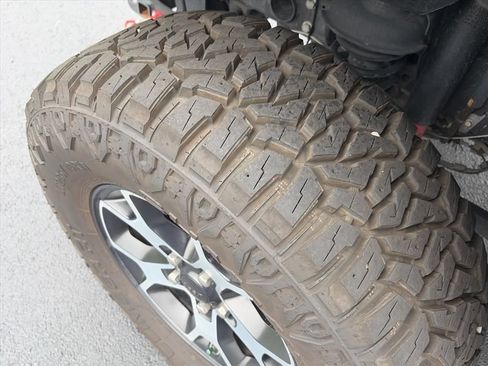 Used 2019 Jeep Wrangler Rubicon AWD/4WD image 34