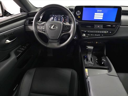 Certified 2024 Lexus ES 350 w/ Premium Package image 18