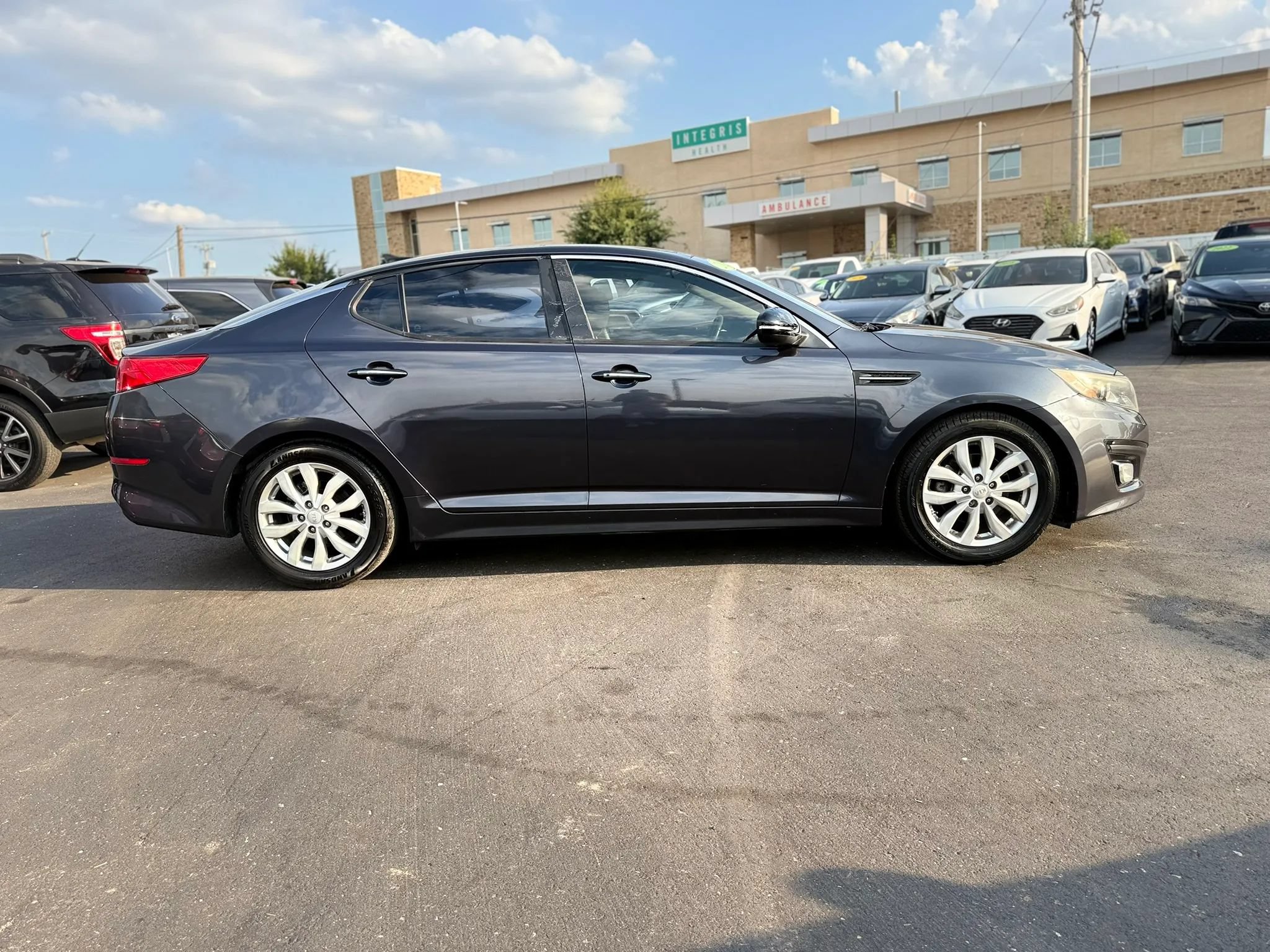 Used 2015 Kia Optima EX w/ EX Premium Package FWD image 2