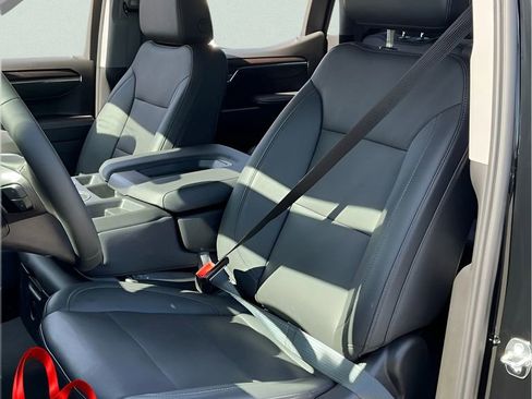 Used 2024 GMC Sierra 1500 SLT image 33