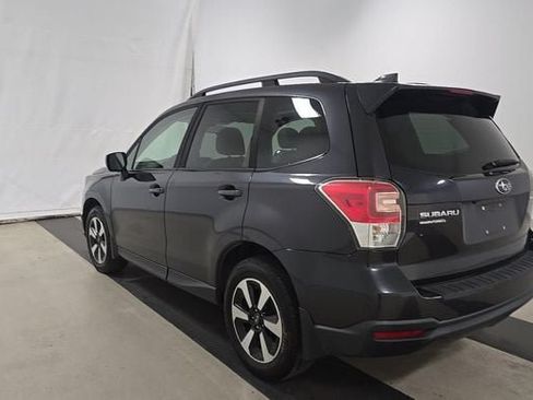Used 2017 Subaru Forester 2.5i Premium w/ All-Weather Package AWD/4WD image 3