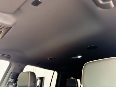 Certified 2023 GMC Yukon XL SLT AWD/4WD image 27